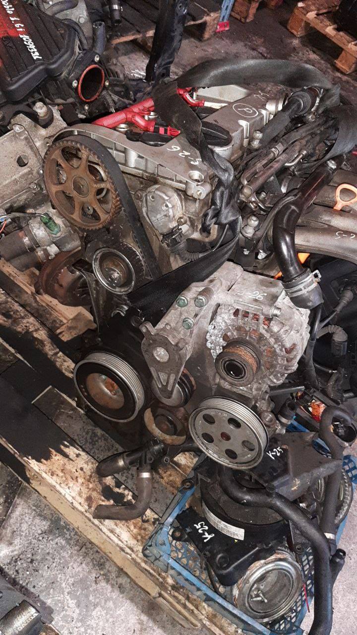 Двигатель Audi A6 2.0л ALT 2004 — фото 3