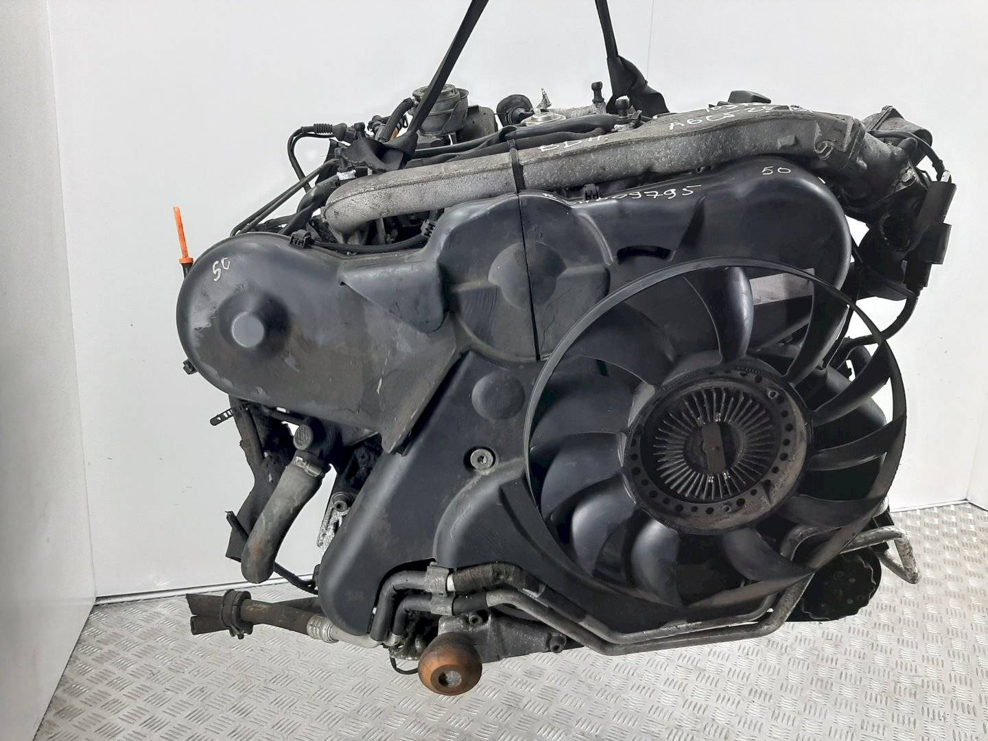 Двигатель Audi A6 2.5л BDH 2002