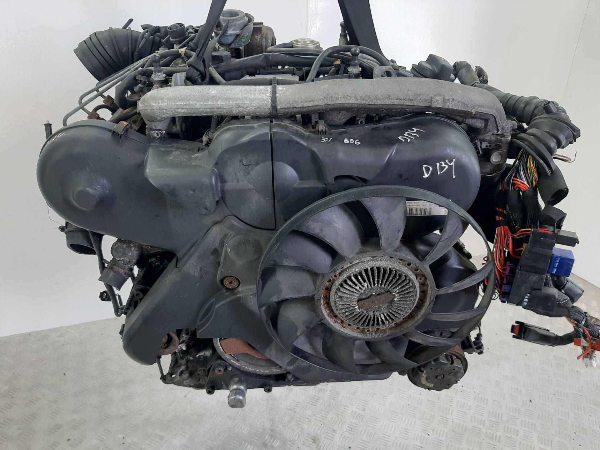 Двигатель Audi A4 2.5л BDG 2003 — фото 2