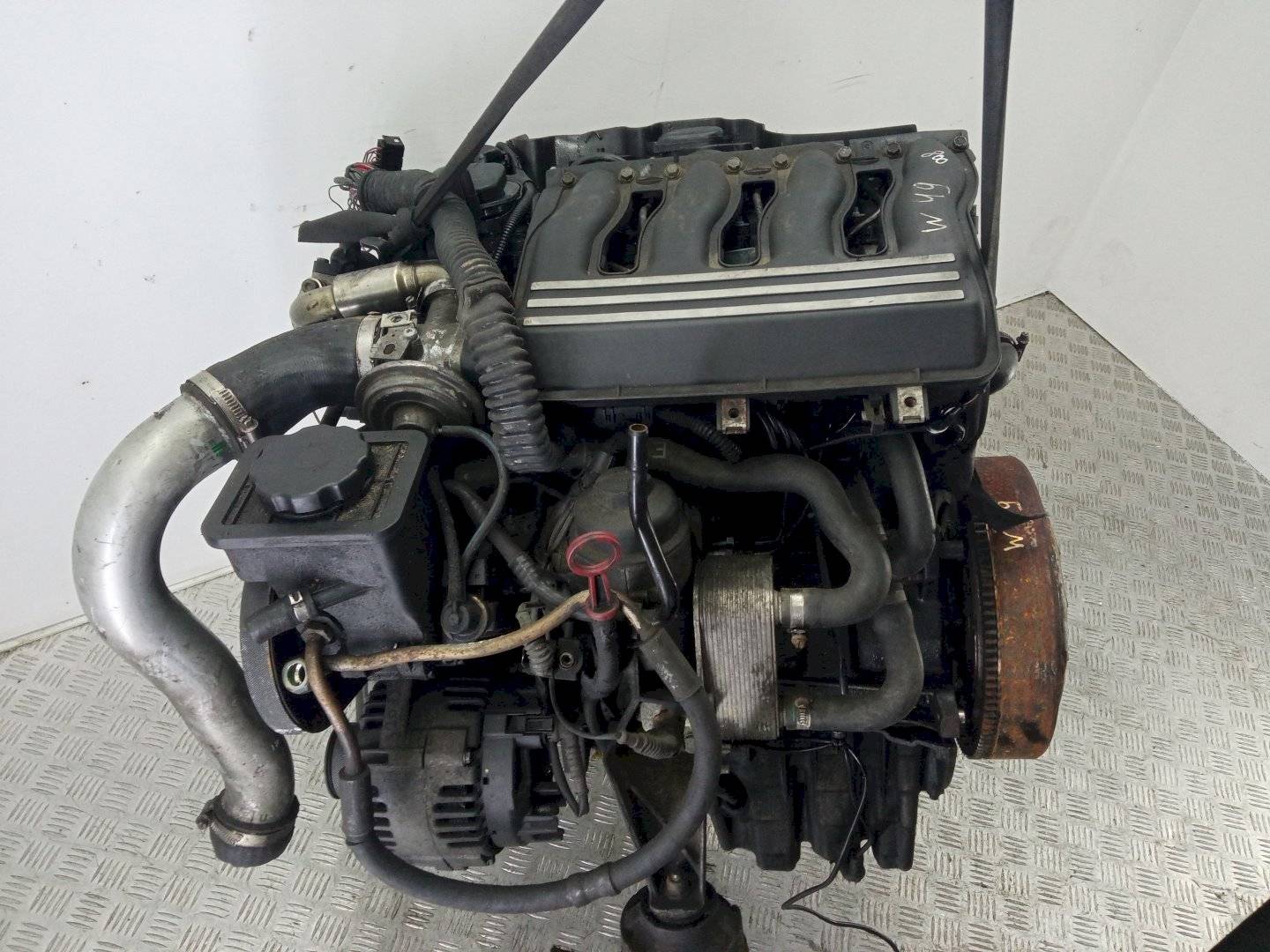 Двигатель BMW 3 2.0л 2002