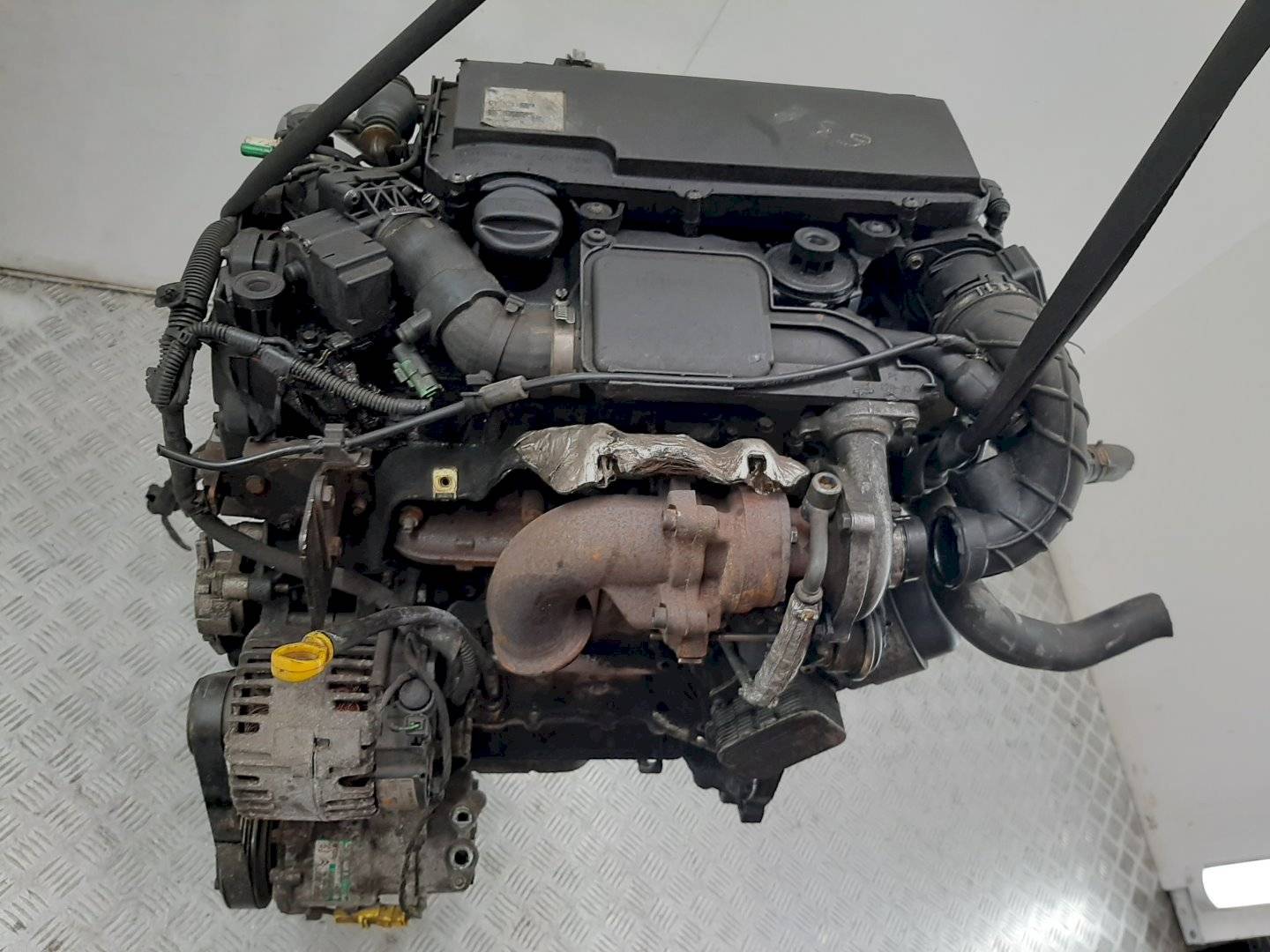 Двигатель Citroen C2 1.4л 8HX 2005