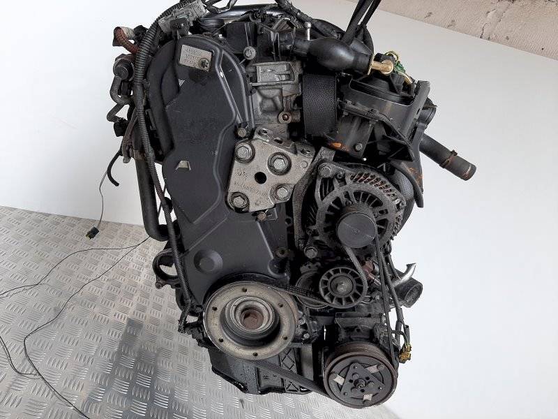 Двигатель Citroen C5 2.0л RHR 2005 — фото 3
