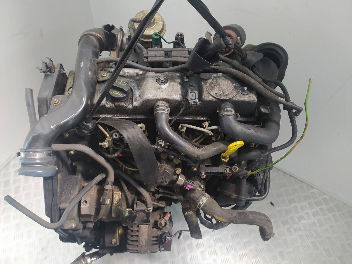 Двигатель Ford Focus 1.8л F9DA 2004