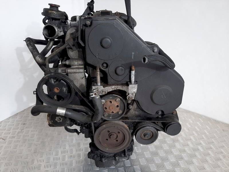 Двигатель Ford Tourneo Connect 1.8л 2003 — фото 3