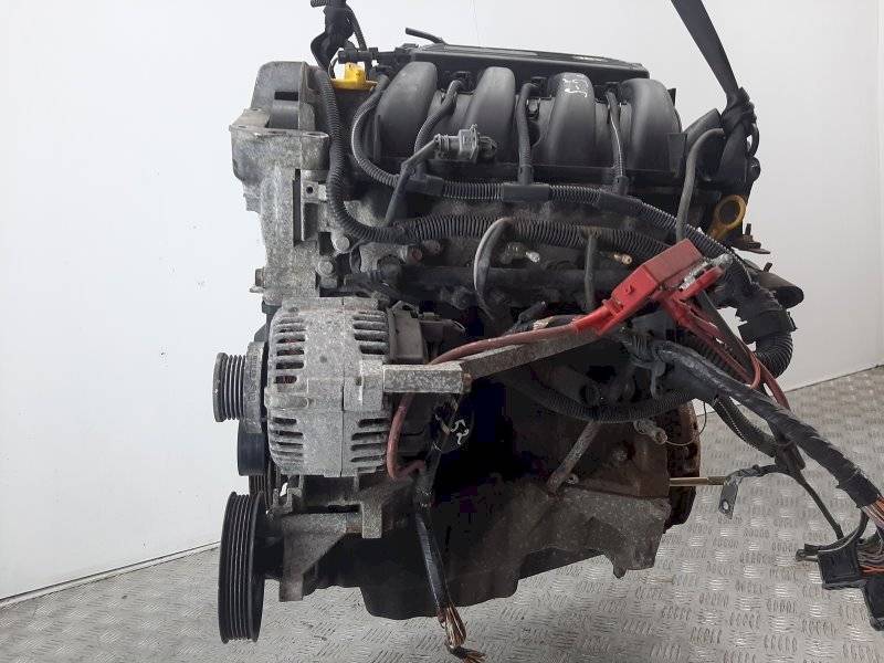 Двигатель Renault Megane 2002 — фото 2