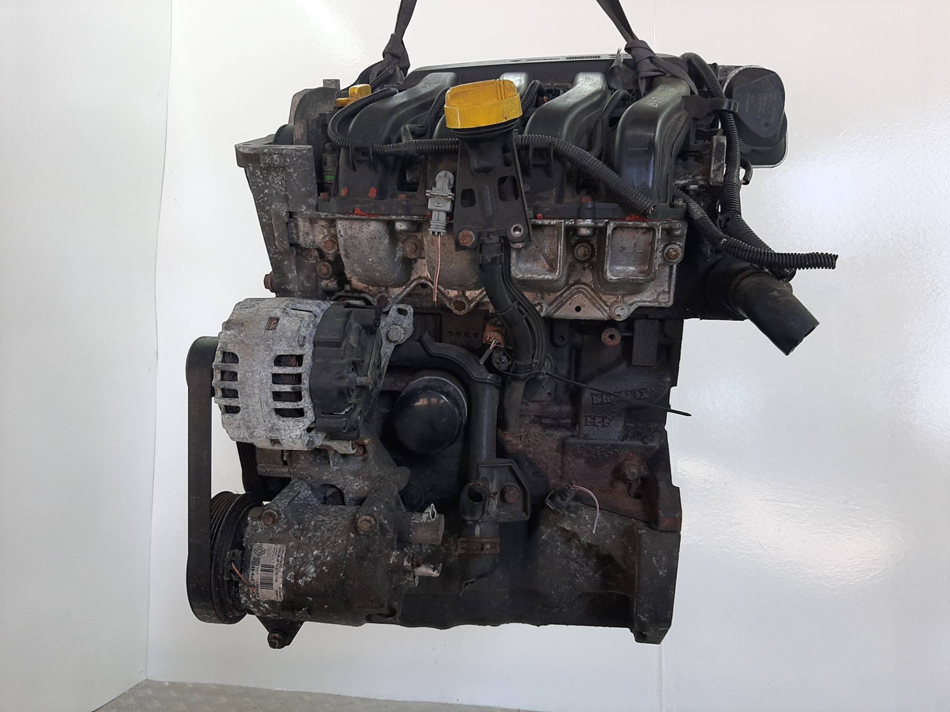 Двигатель Renault Scenic 1.6л K4M 766 2006 — фото 2