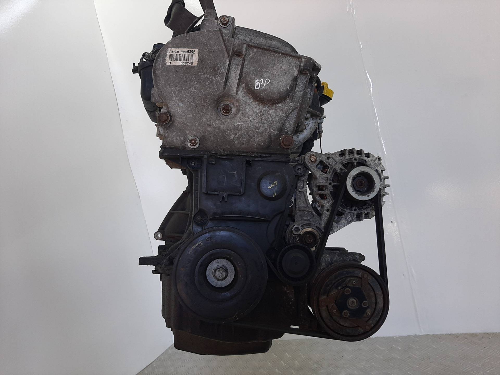 Двигатель Renault Scenic 1.6л K4M 766 2006 — фото 3