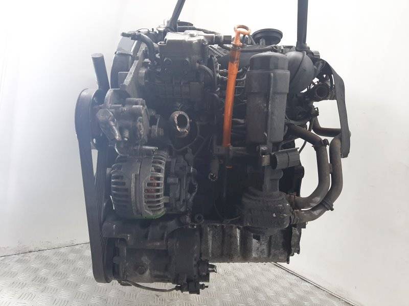 Двигатель Volkswagen Golf 1.9л ALH 2004 — фото 2