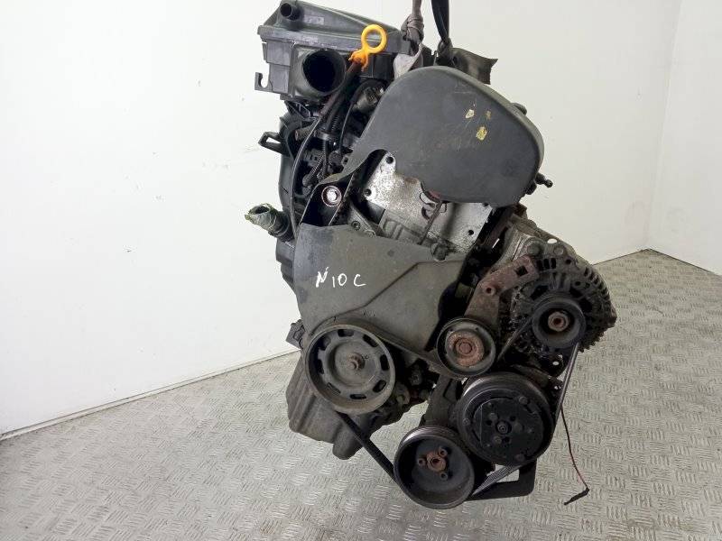 Двигатель Volkswagen Golf 1.4л APE 2003 — фото 2