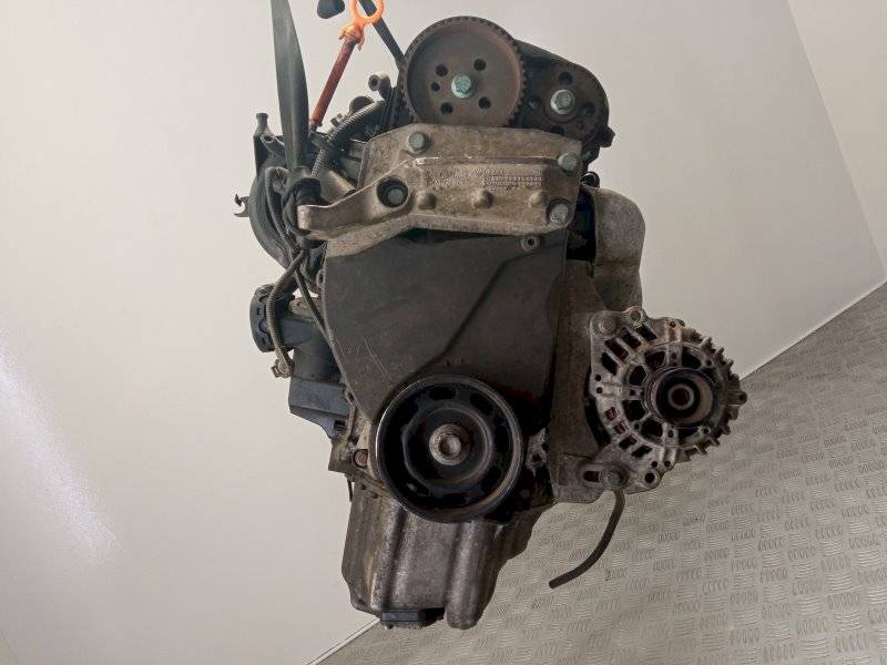 Двигатель Volkswagen Golf 1.4л BCA 2004 — фото 3