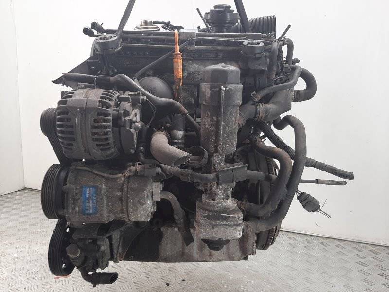 Двигатель Volkswagen Golf 1.9л AXR 2004 — фото 2