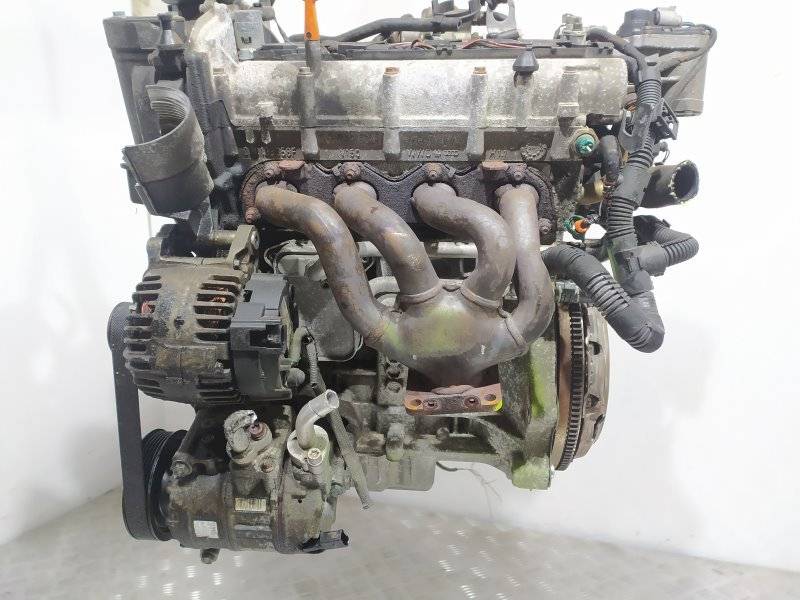 Двигатель Volkswagen Golf 1.6л BLF 2007 — фото 2