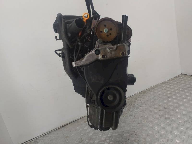 Двигатель Volkswagen Golf 1.4л AXP 2004 — фото 2