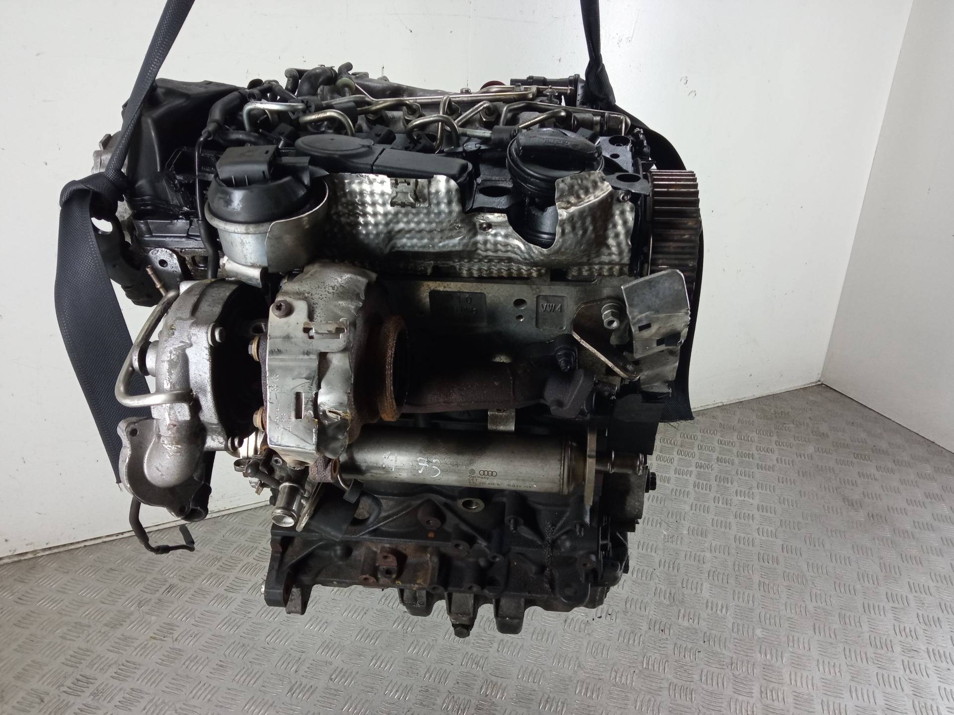 Двигатель Volkswagen Golf 2.0л BH 2009 — фото 2