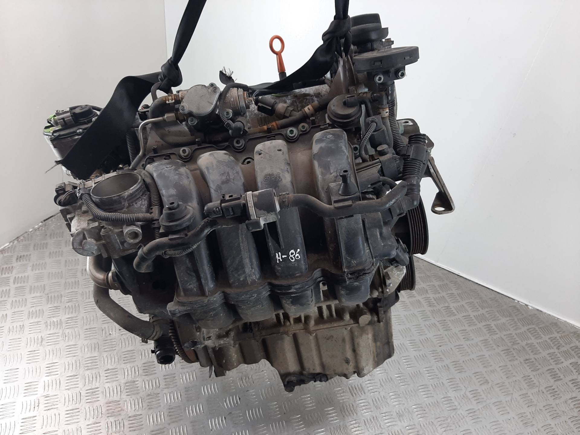 Двигатель Volkswagen Golf 1.6л BLP 2005