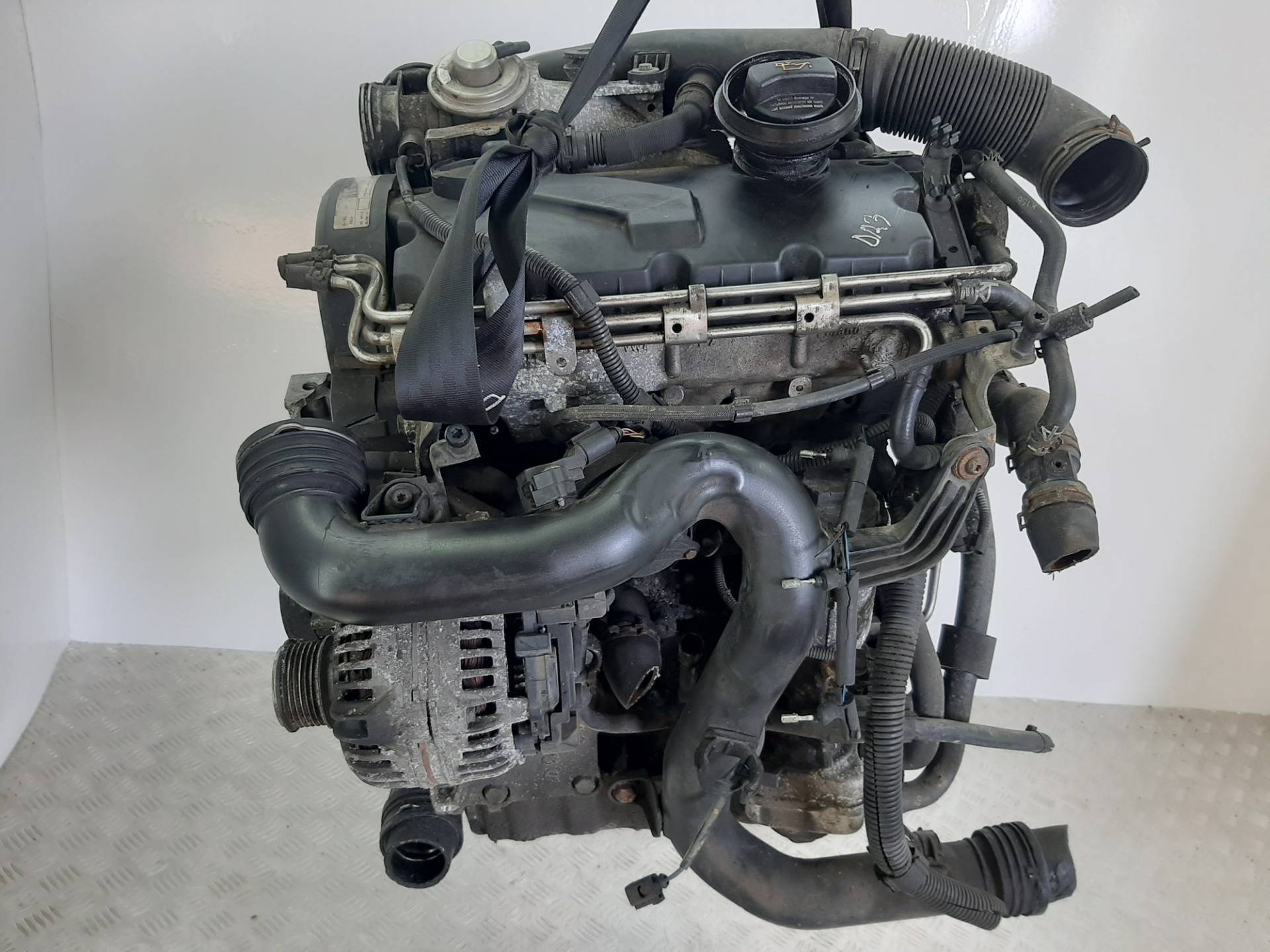 Двигатель Volkswagen Touran 1.9л AVQ 2004 — фото 2