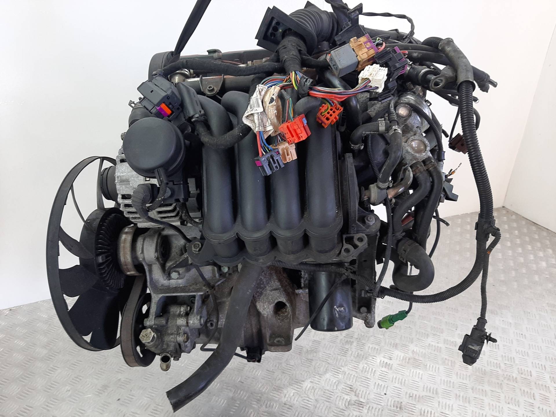 Двигатель Volkswagen Passat 1.6л ALZ 2003 — фото 3