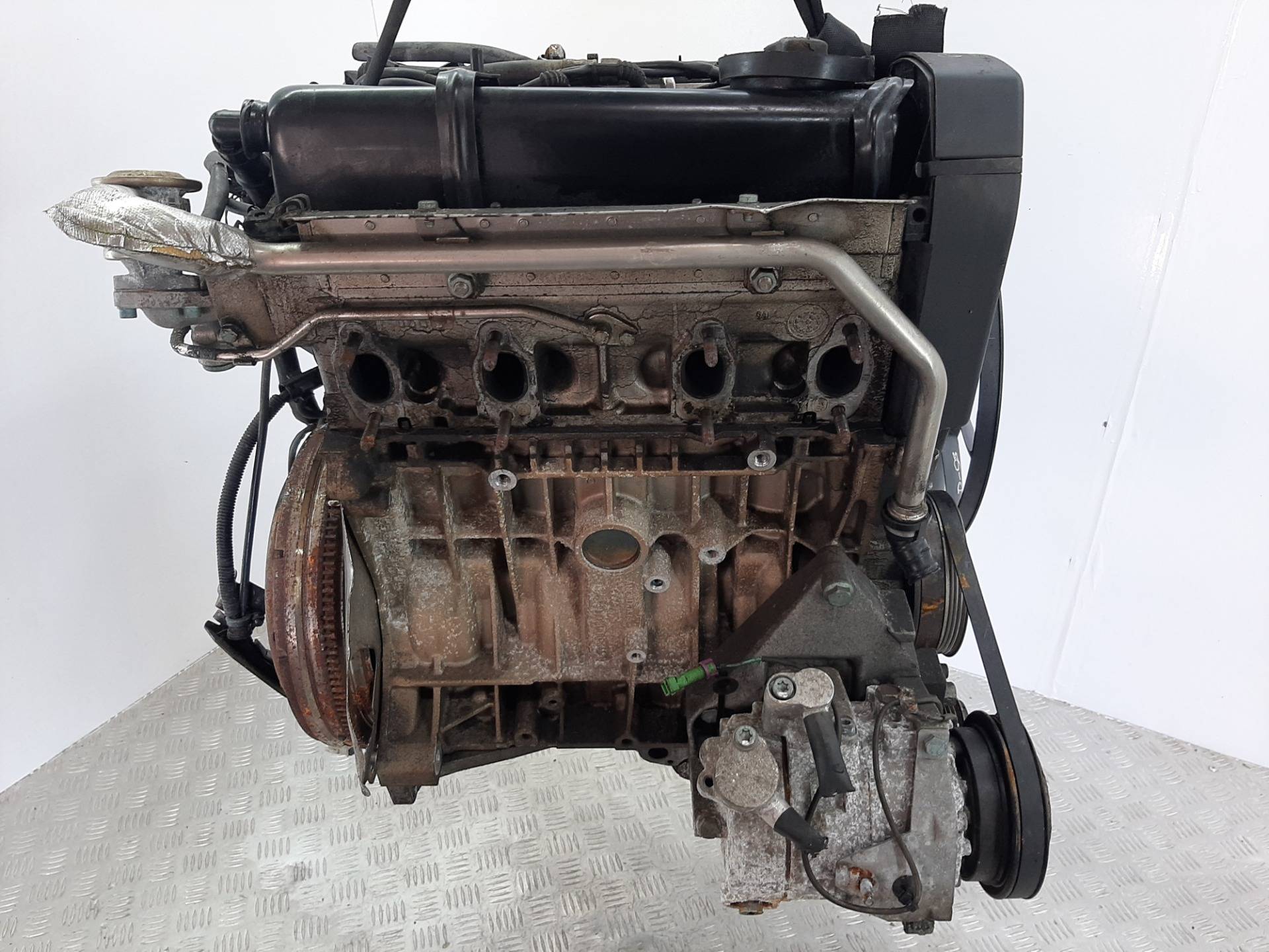 Двигатель Volkswagen Passat 1.6л ANA 1999 — фото 3