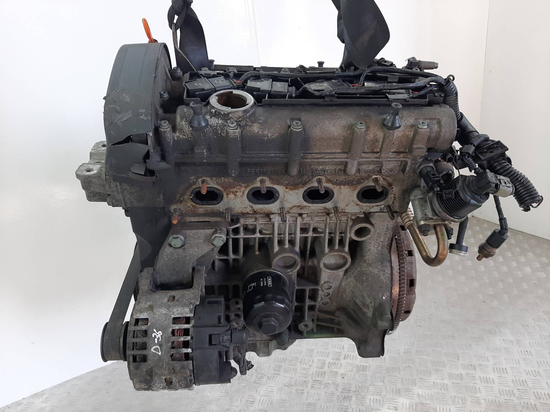 Двигатель Volkswagen Golf 1.4л BCA 2003 — фото 2