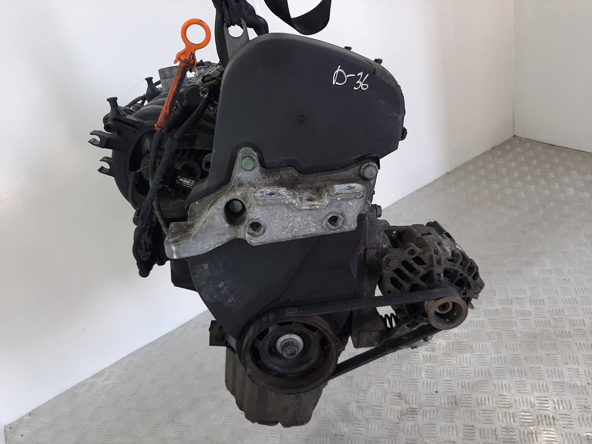 Двигатель Volkswagen Golf 1.4л BCA 2003 — фото 3