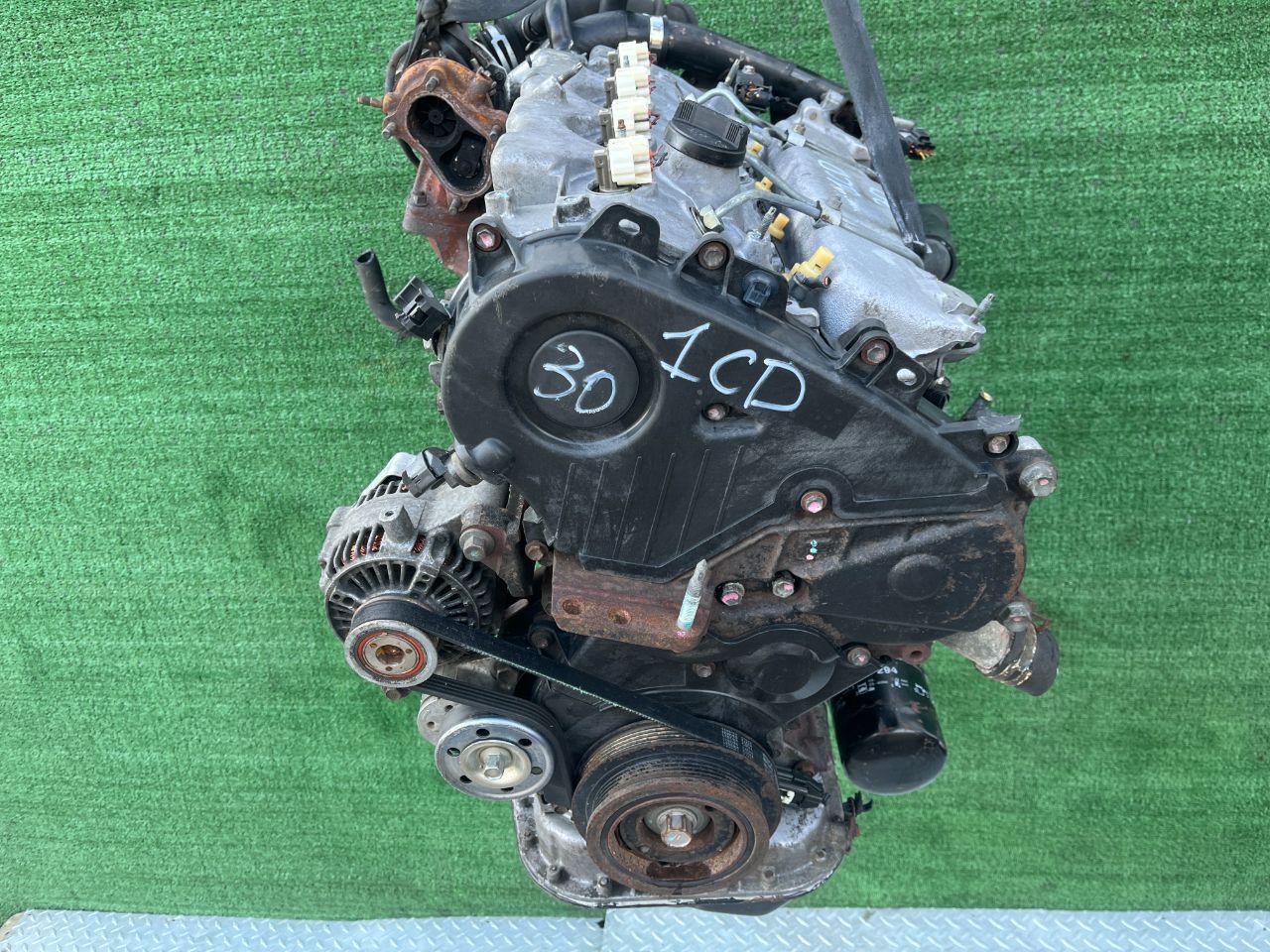 Двигатель Toyota Avensis 2л 2000