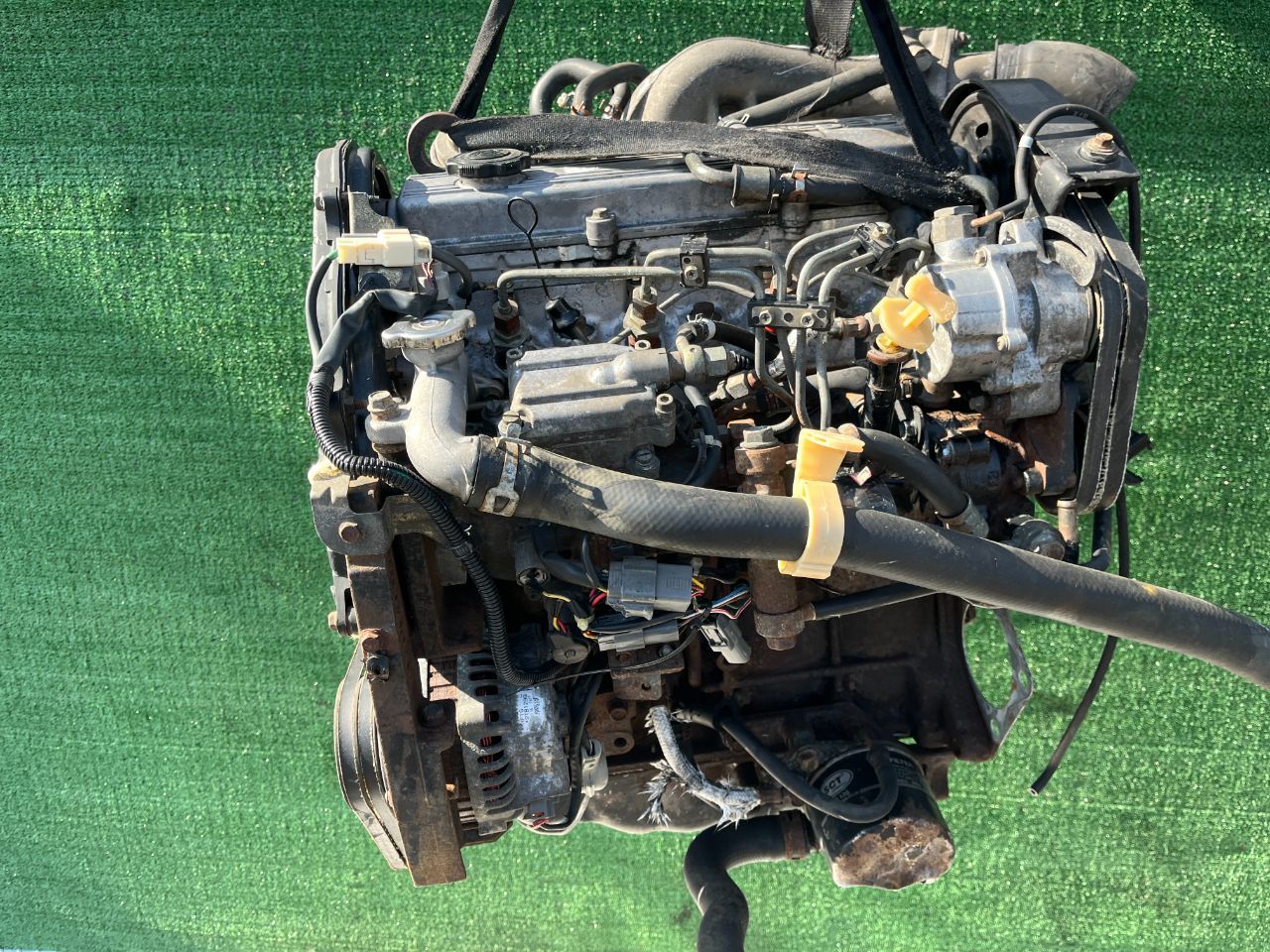 Двигатель Mazda 323 2л 1996 — фото 2