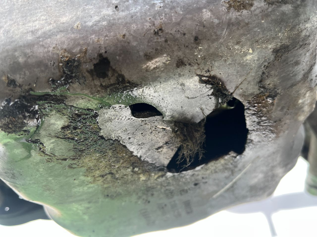 Двигатель Audi A4 1.6л 1995 — фото 2