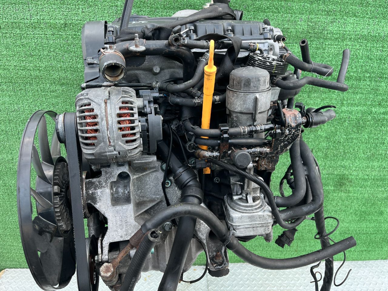 Двигатель Volkswagen Passat 1.9л 2002 — фото 2