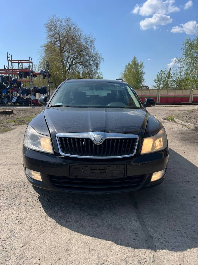 Двигатель Skoda Octavia 1.9л 2009 — фото 2