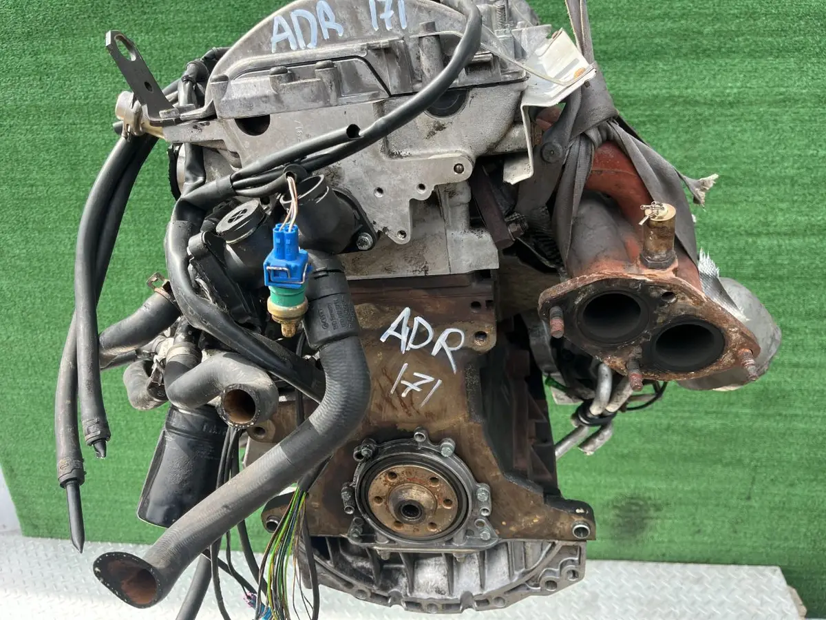 Двигатель Audi A4 1.8л 1999 — фото 4