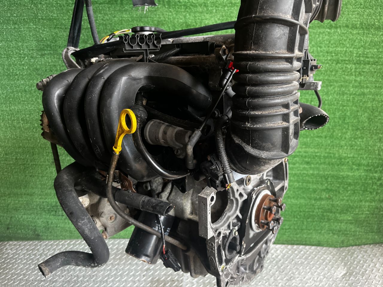 Двигатель Ford Focus 1.6л 2000 — фото 3
