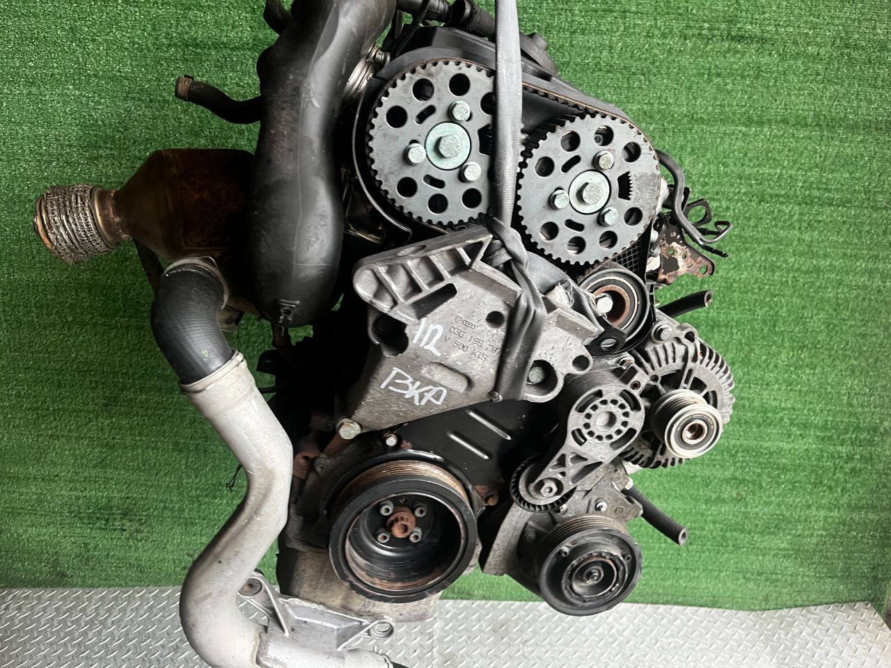 Двигатель Volkswagen Passat 2л 2006