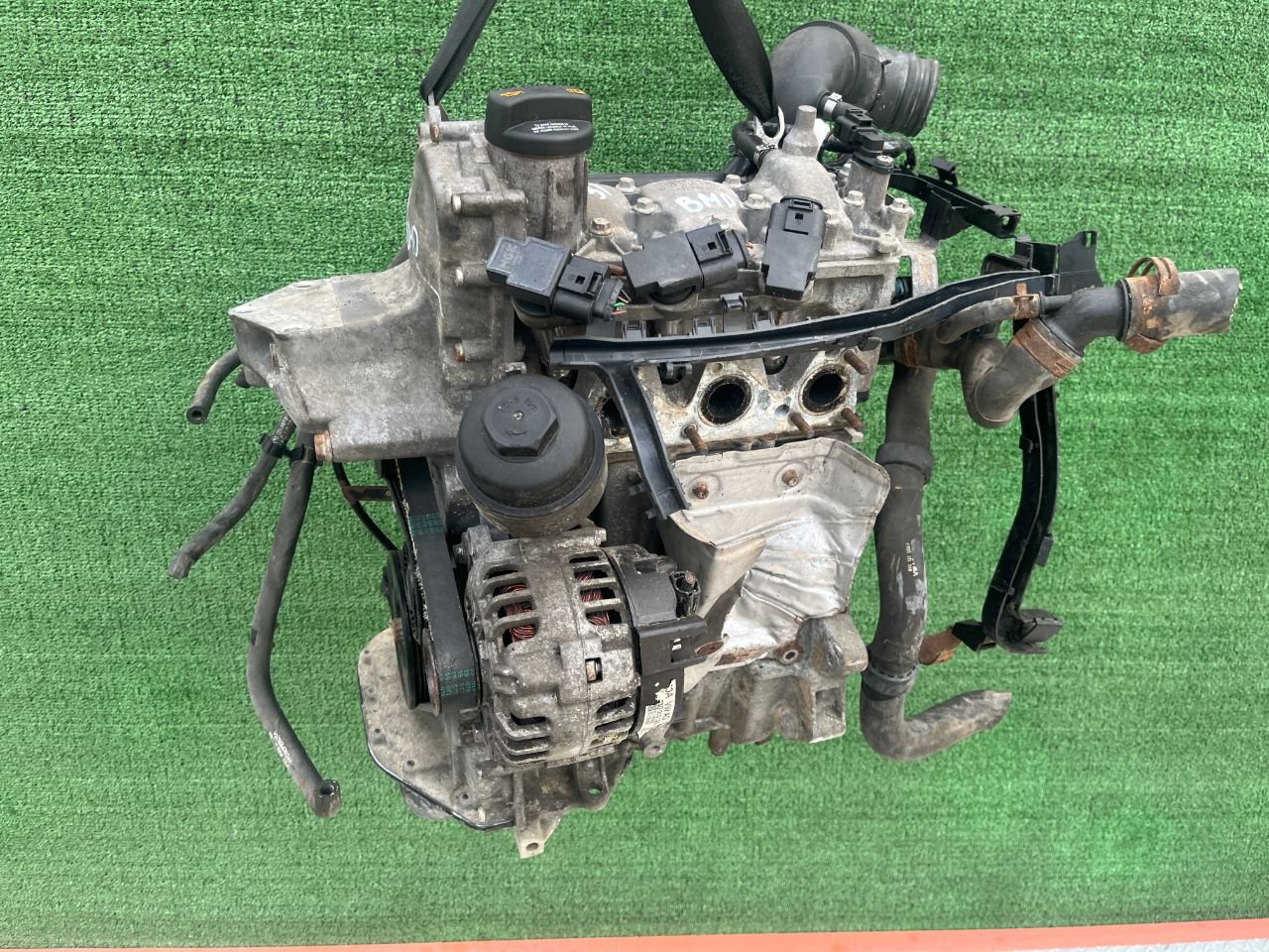 Двигатель Volkswagen Polo 1.2л 2003 — фото 2