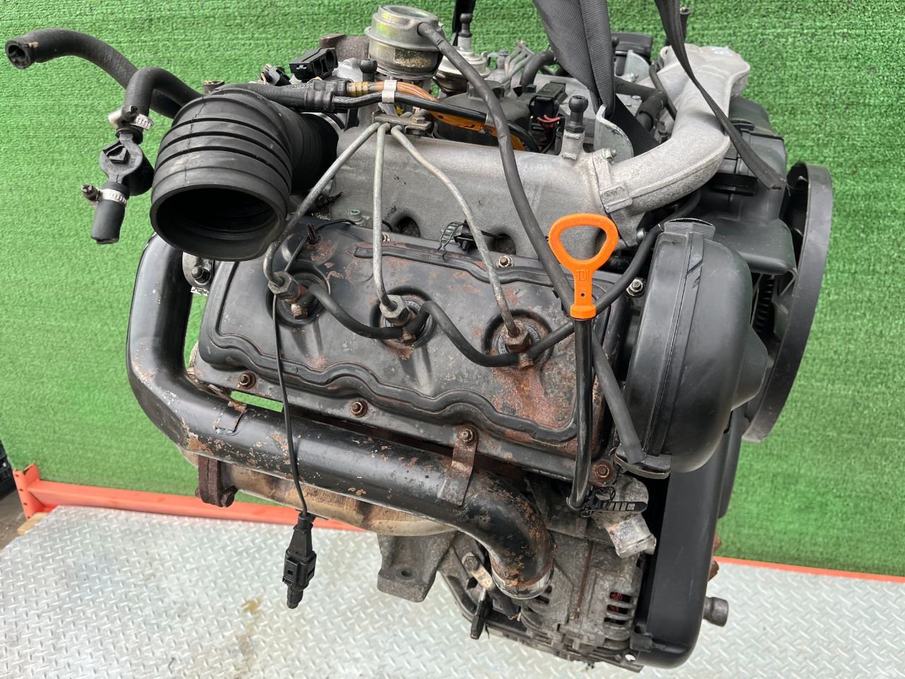 Двигатель Audi A6 2.5л 2001 — фото 3