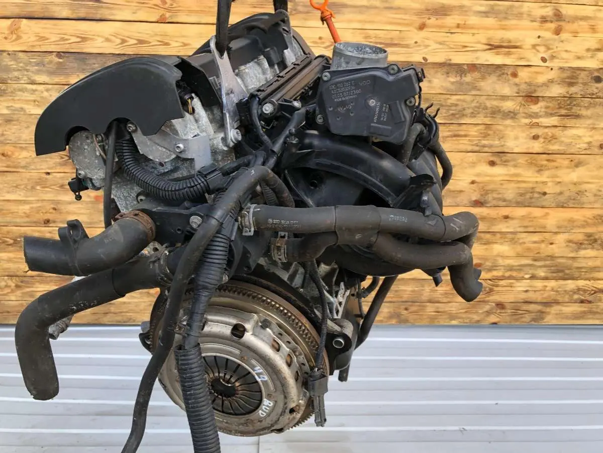 Двигатель Volkswagen Golf 1.4л 2006 — фото 6