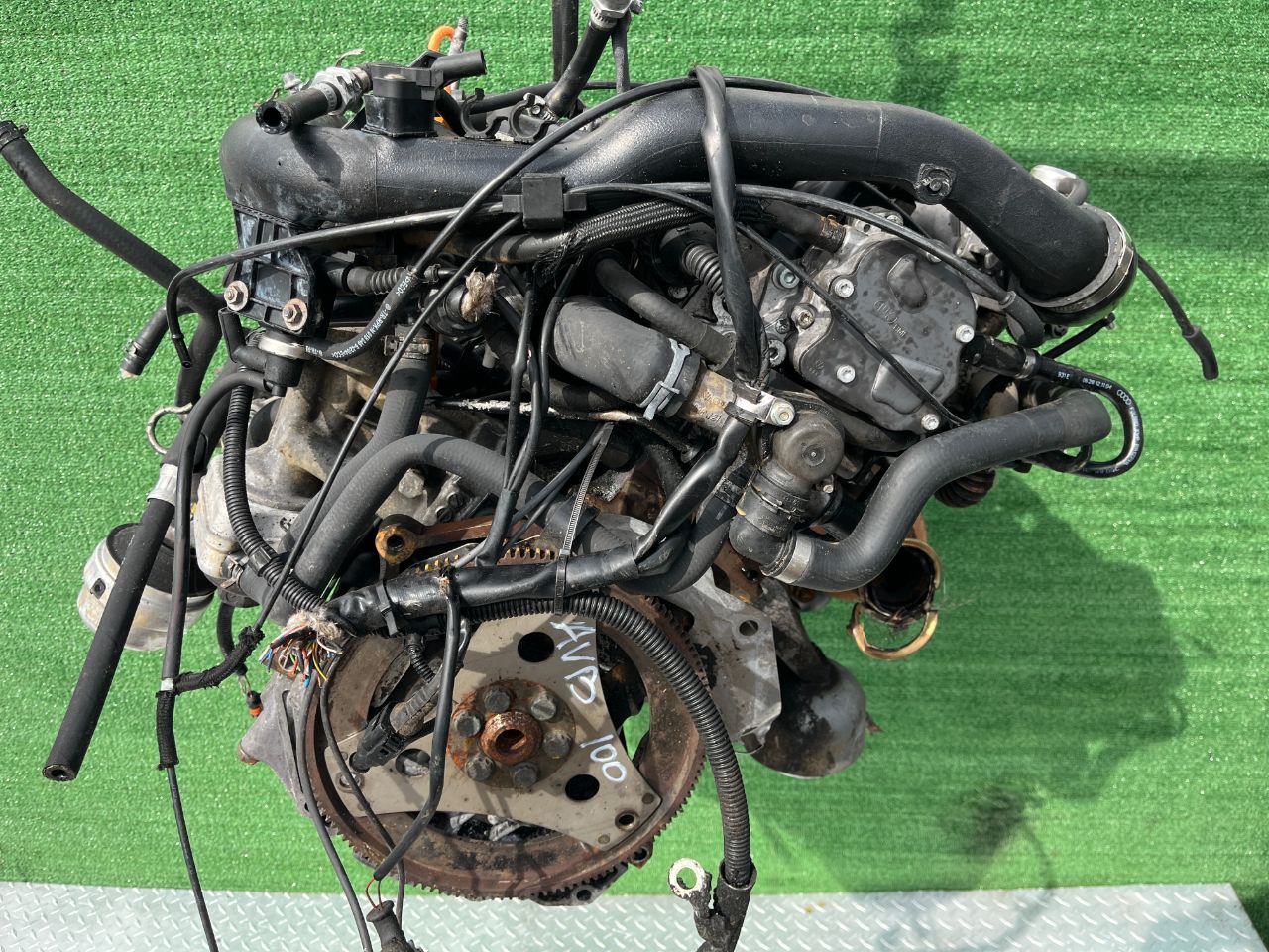 Двигатель Volkswagen Passat 1.9л 2001 — фото 2