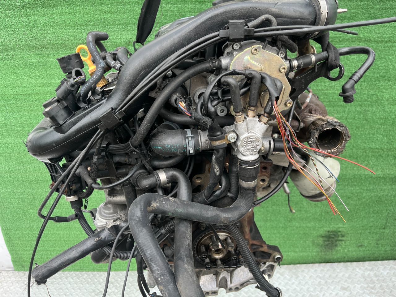 Двигатель Volkswagen Passat 1.9л 2002 — фото 2