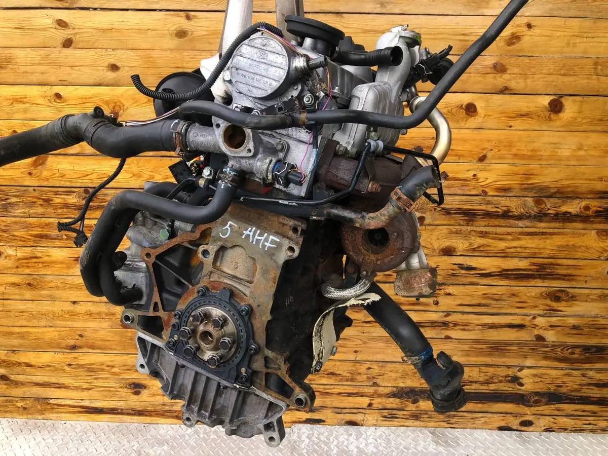 Двигатель Volkswagen Golf 1.9л 1999 — фото 4