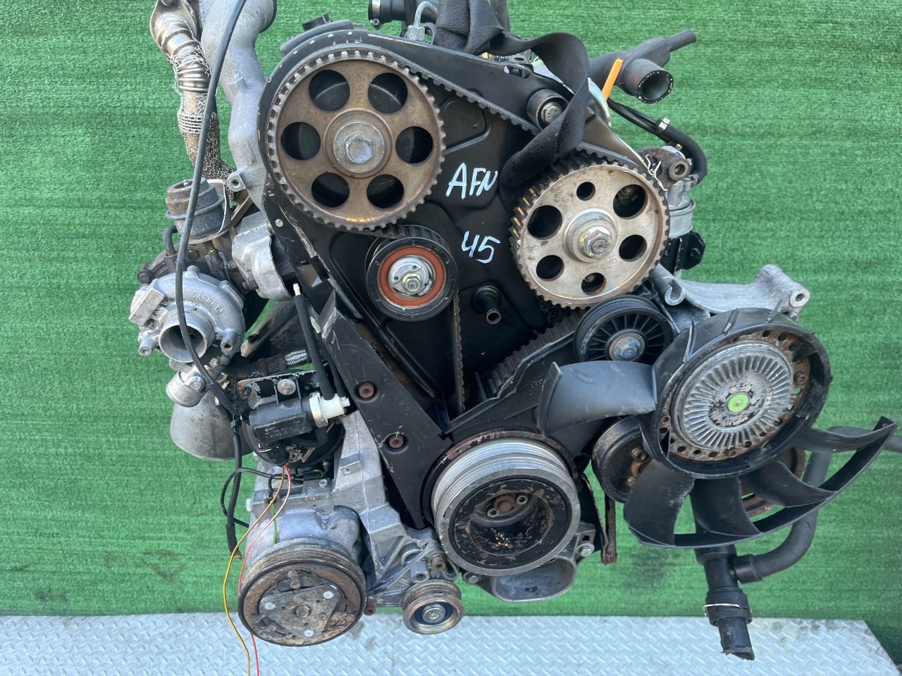 Двигатель Audi A4 1.9л 1998