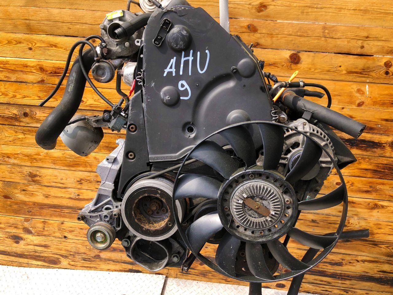 Двигатель Audi A4 1.9л 1999
