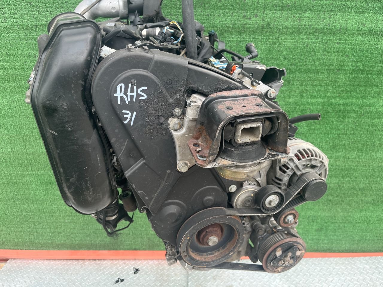 Двигатель Peugeot 407 2л 2005