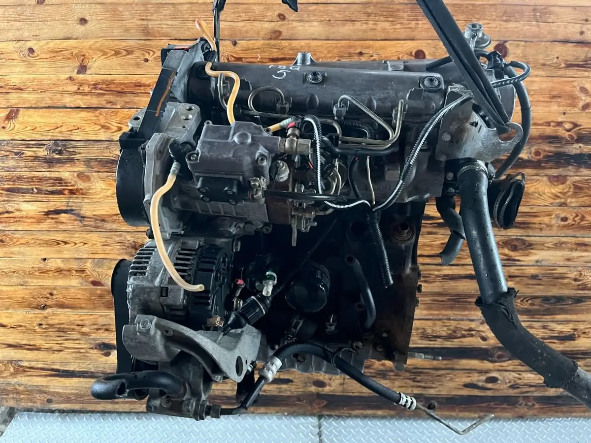 Двигатель Renault Megane 1.9л 1999 — фото 4