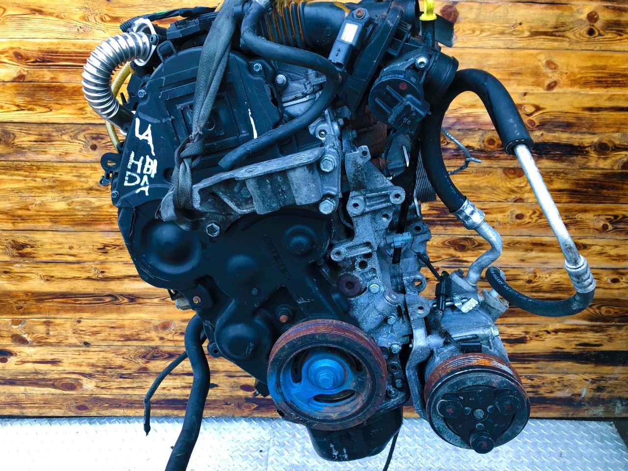 Двигатель Ford C-Max 1.6л 2004