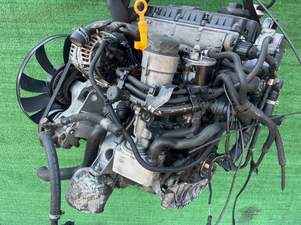 Двигатель Volkswagen Passat 1.9л 2002 — фото 3