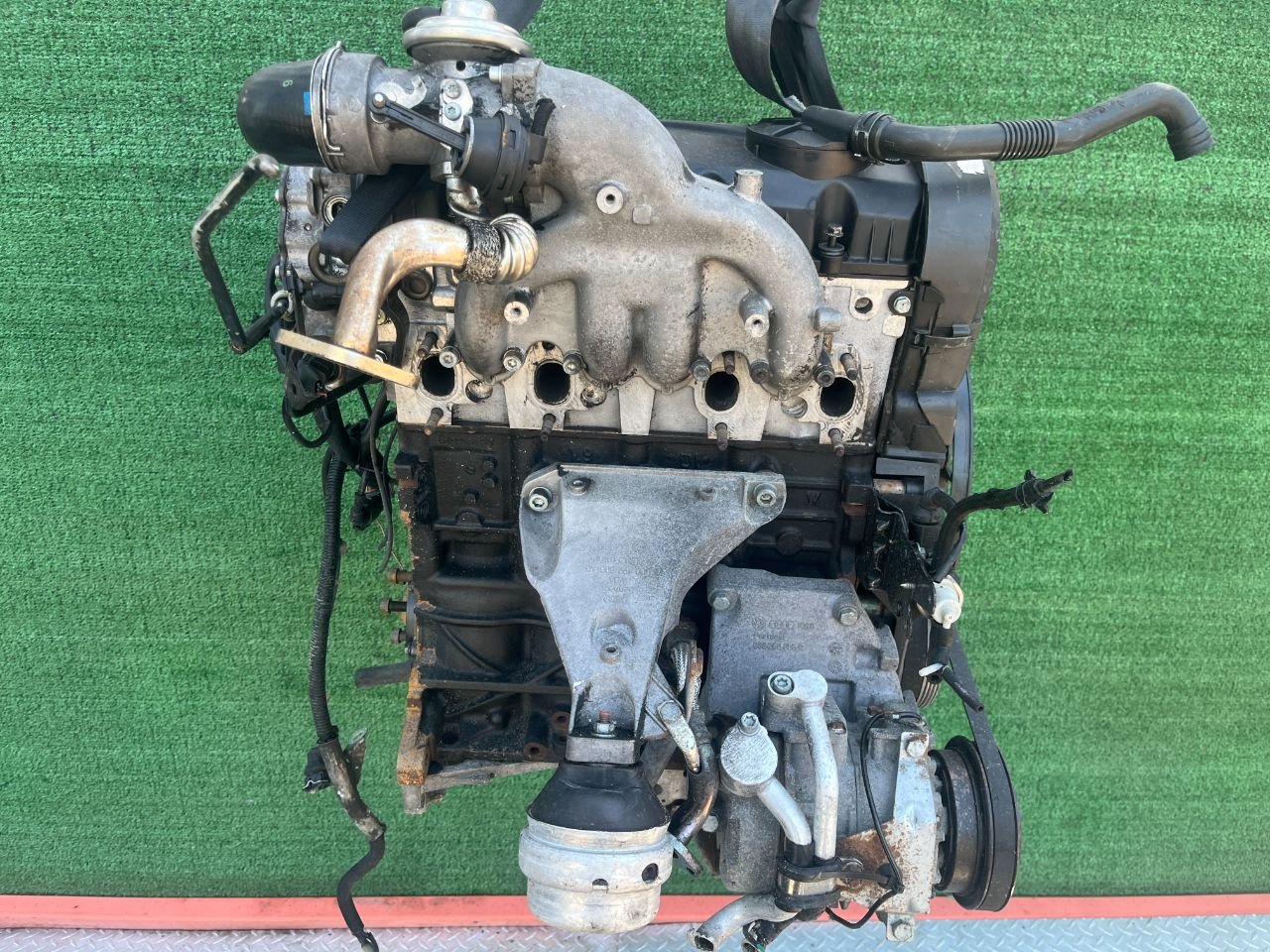 Двигатель Volkswagen Passat 1.9л 2001 — фото 3