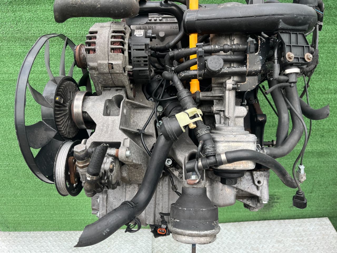 Двигатель Audi A4 1.9л 2000 — фото 2