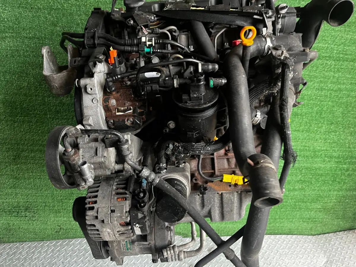 Двигатель Citroen C5 2л 2003 — фото 6