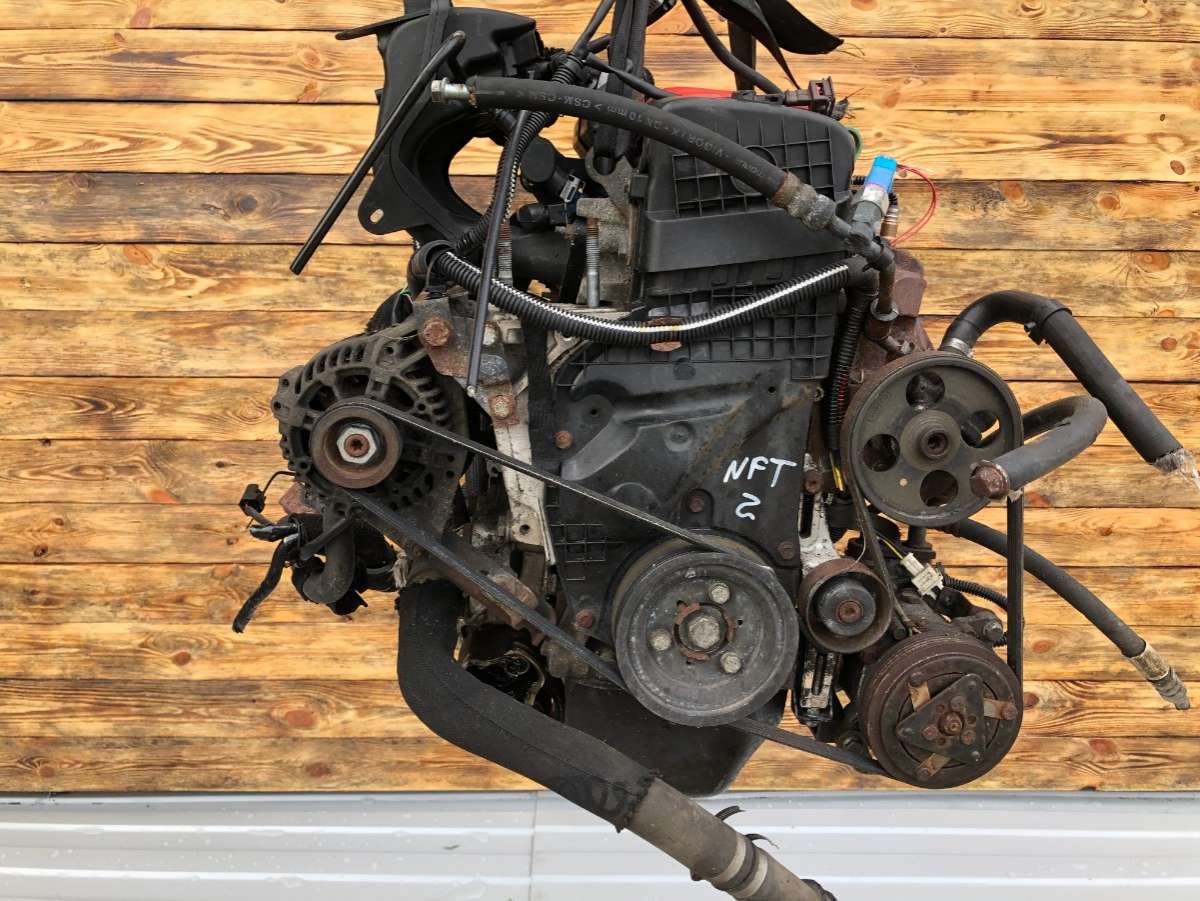 Двигатель Peugeot 306 1.6л 2000