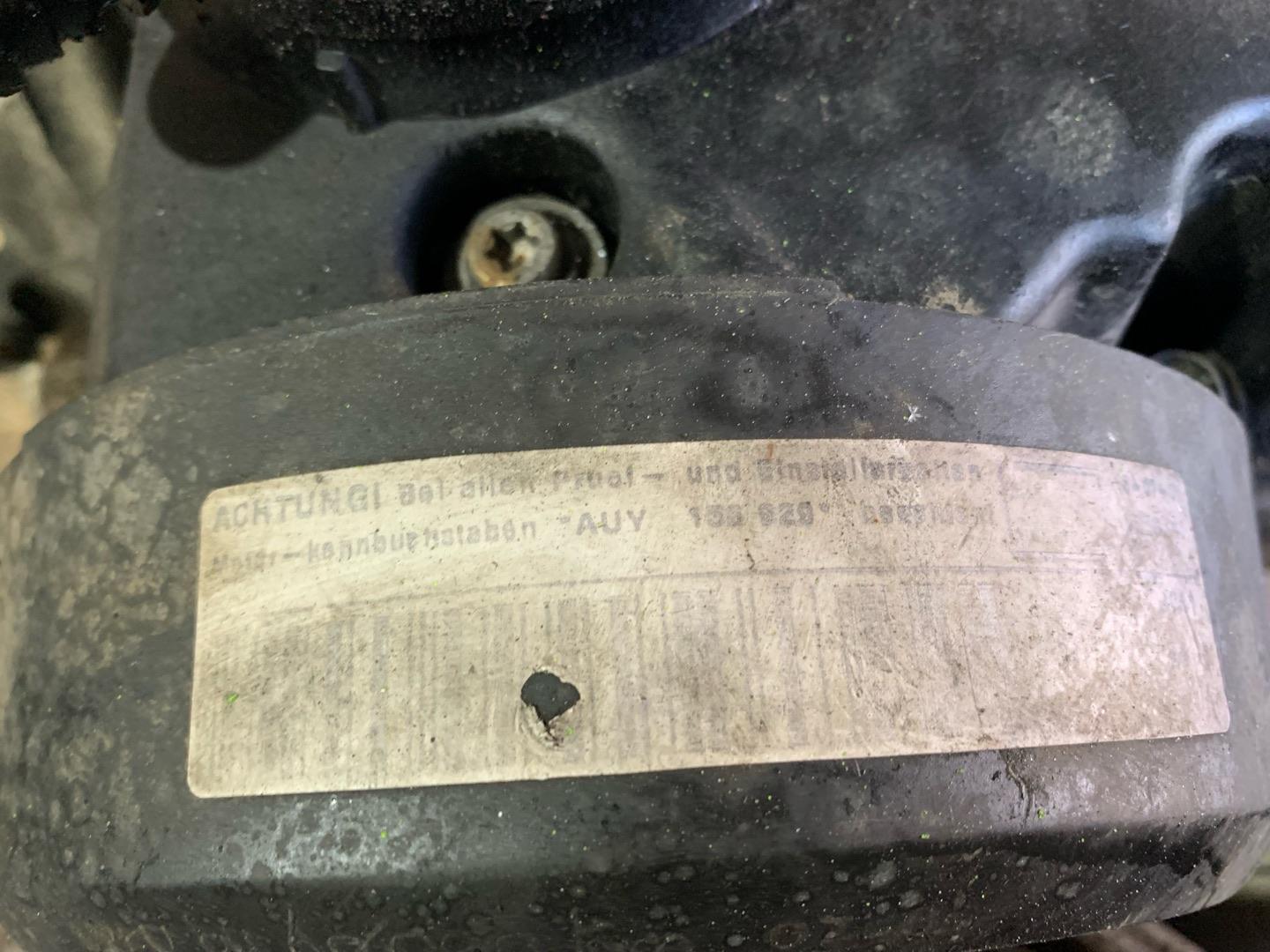 Двигатель Volkswagen Sharan 1.9л 2003 — фото 2
