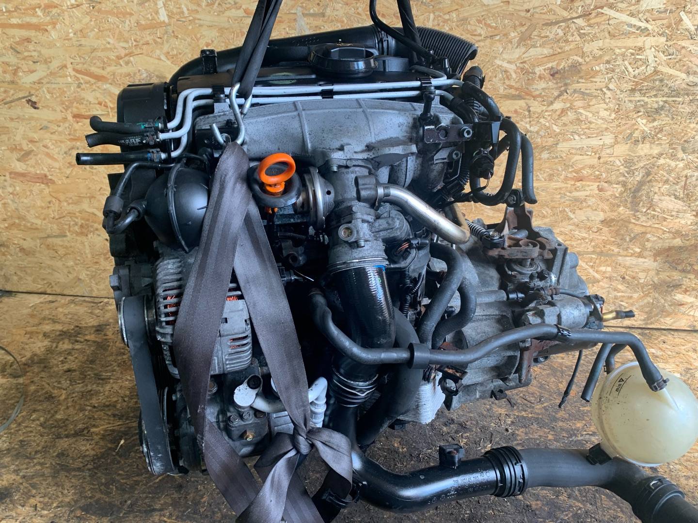 Двигатель Volkswagen Touran 2л 2006 — фото 2